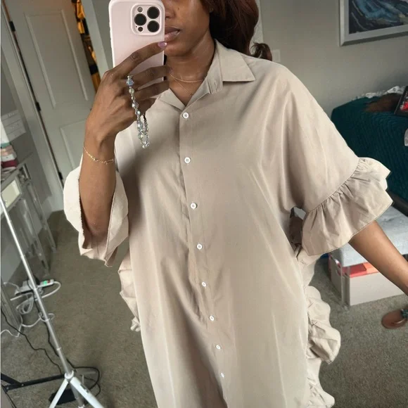 Women's Beige Ruffle Button-Down Dress - Picture 8 of 10